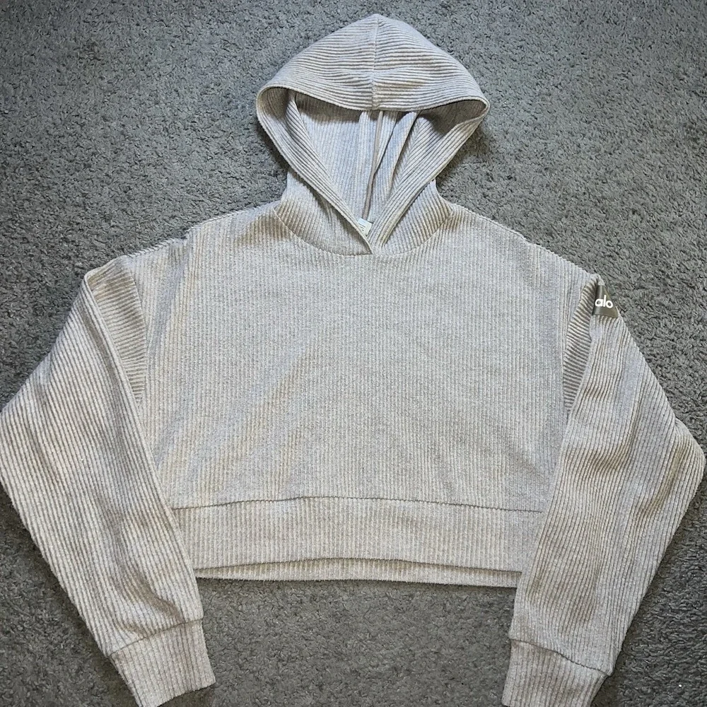 Alo Yoga Muse Hoodie Women XS Cropped Sweatshirt Pilates Yoga Athleisure